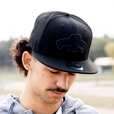 New Era 9FIFTY Black - Retro Logo