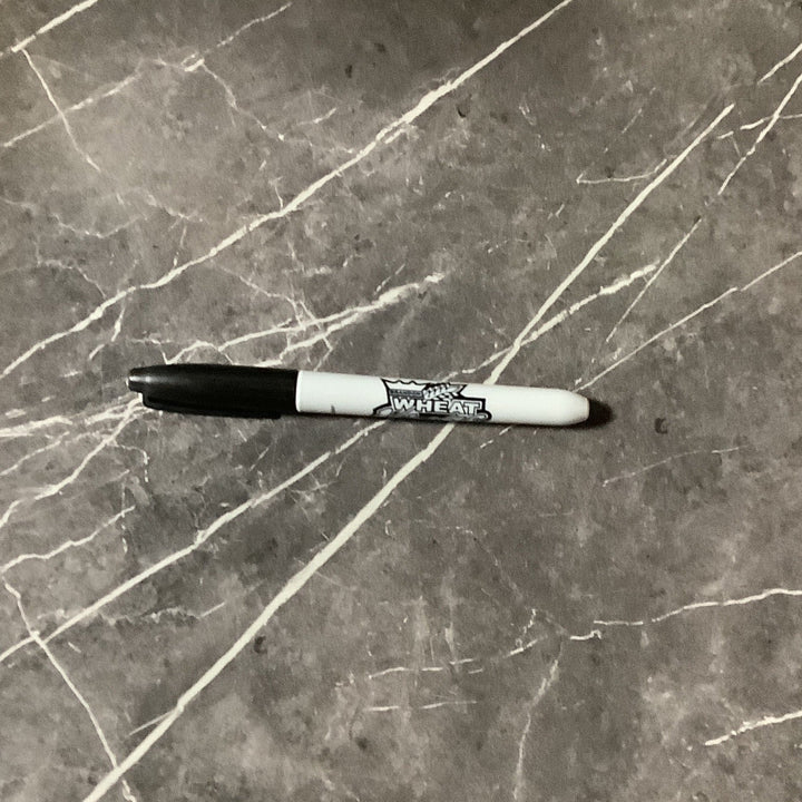 Black Autograph Sharpie