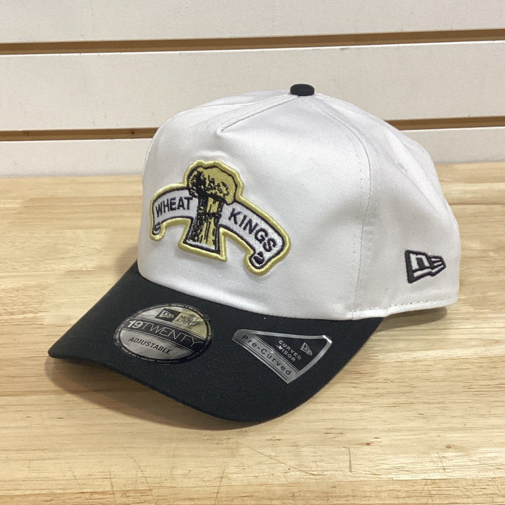New Era 19Twenty Adjustable - Pre-Curved