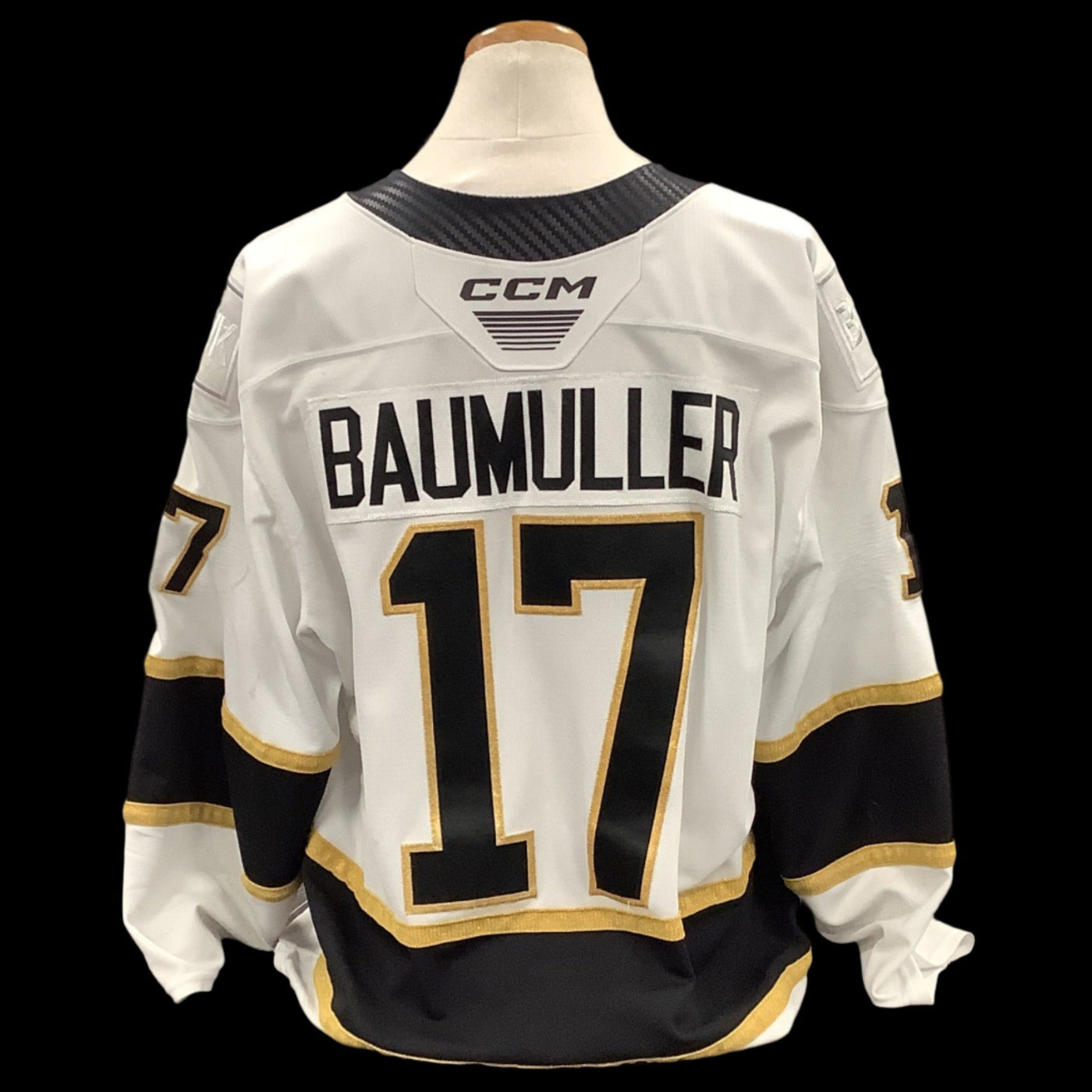 Game Used White Jersey 2023/24 #17 Baumuller